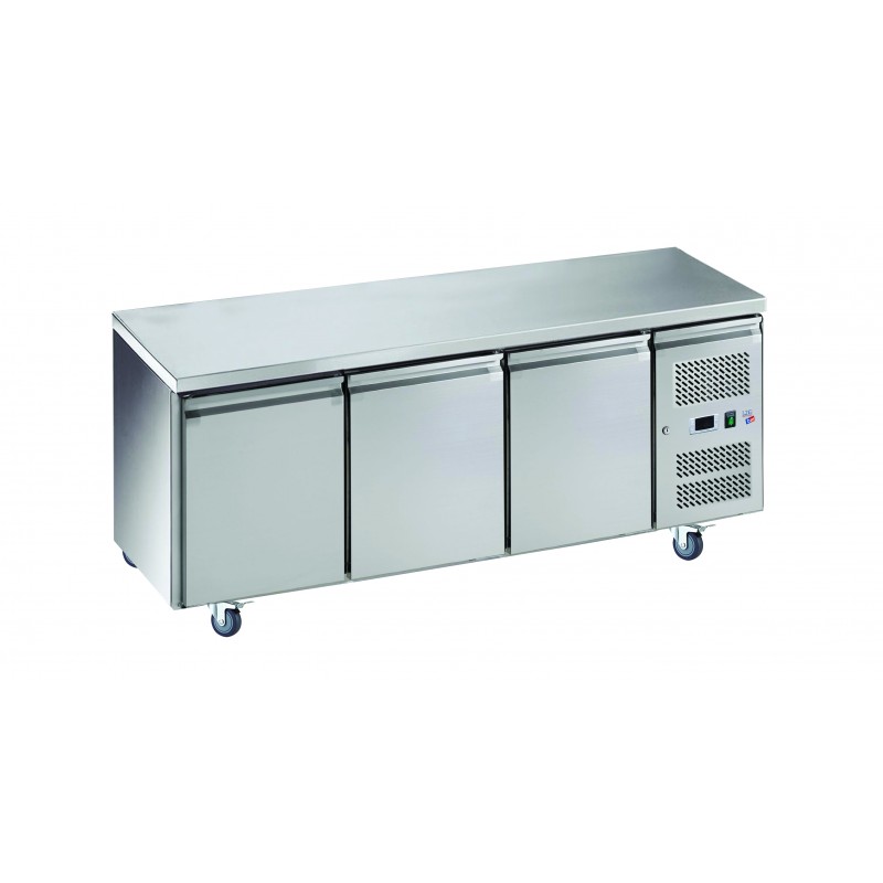 Desserte réfrigérée inox 3 portes profondeur 700 mm sans dosseret